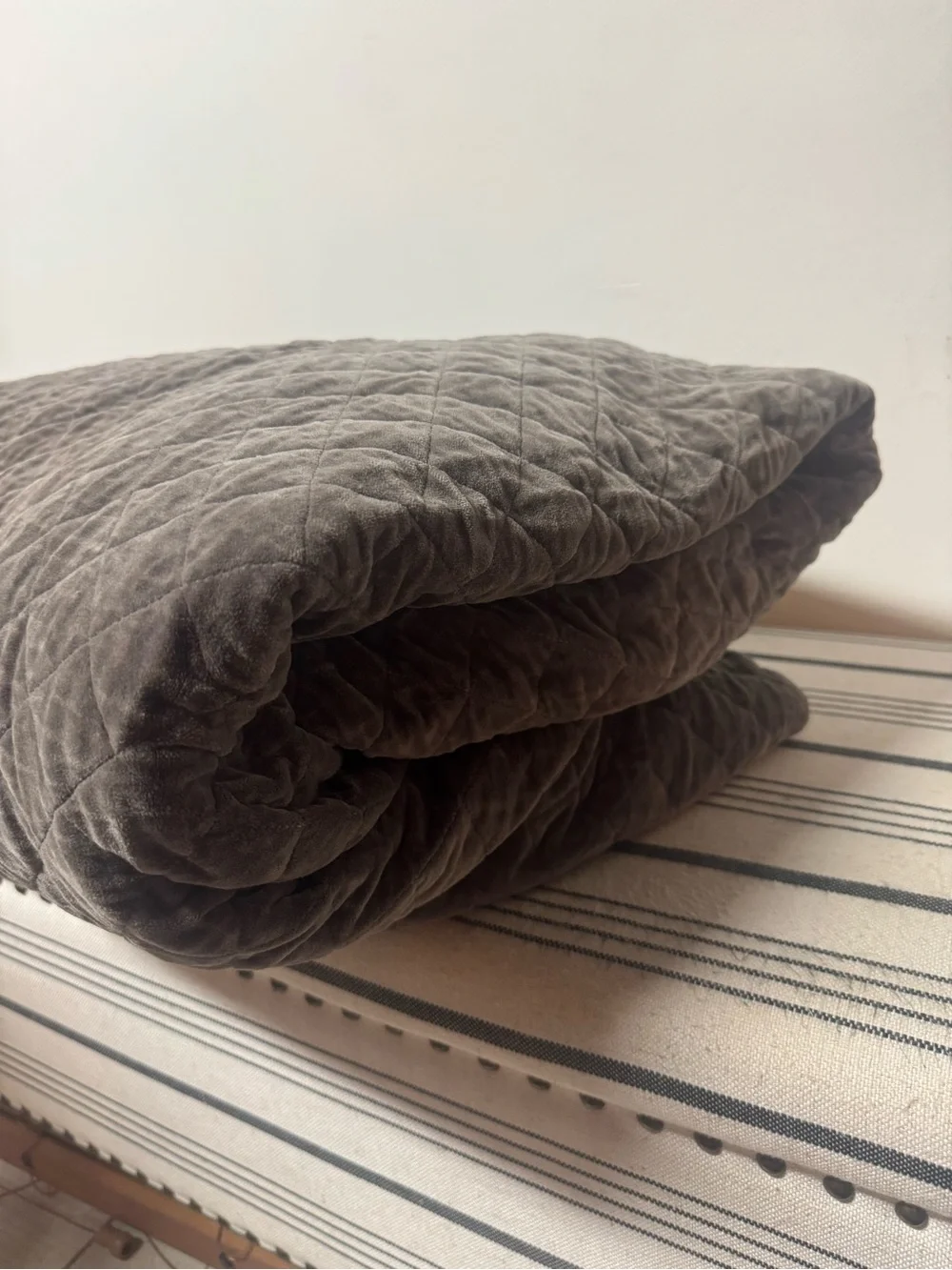 Organic Velvet Diamond Quilt - Charcoal gray full/ Queen comforter